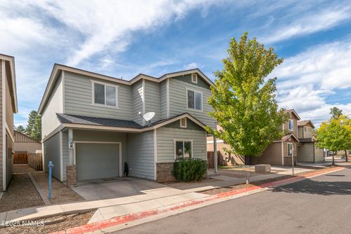 2811 S Flagstone Ln, Flagstaff, AZ, 86001-9155 | Card Image
