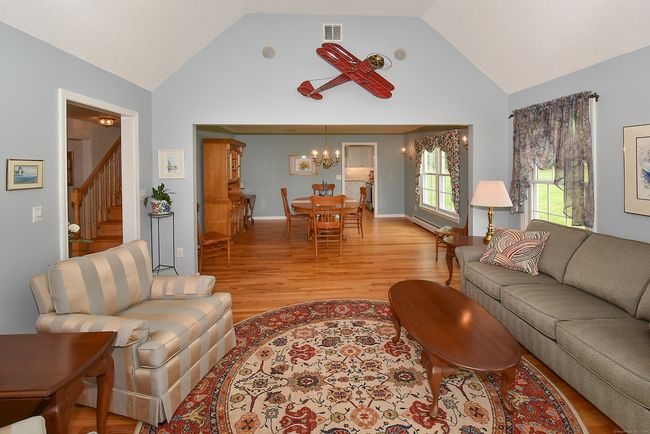 29 Michael Ln, House other with 4 bedrooms, 3 bathrooms and null parking in Suffield CT | Image 8