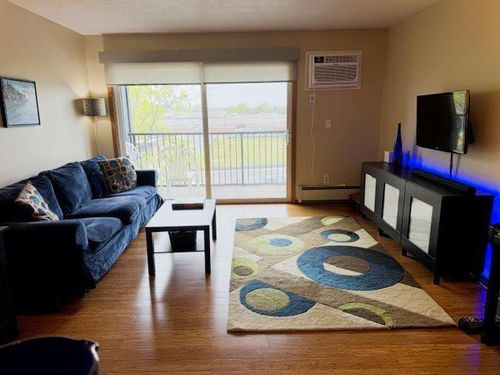 406-1 W Lake St, Minneapolis, MN, 55408-3153 | Card Image