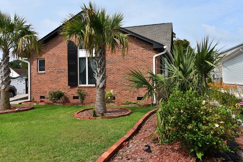 705 25th Ave S, North Myrtle Beach, SC, 29582-4415 | Card Image