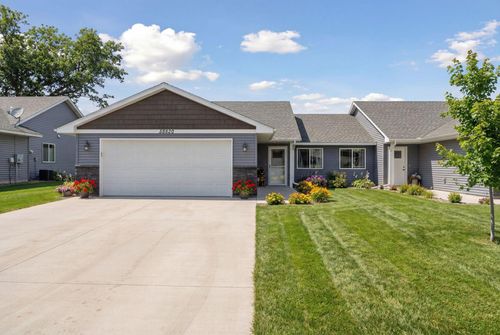 38820 Maple Ct, North Branch, MN, 55056-6185 | Card Image
