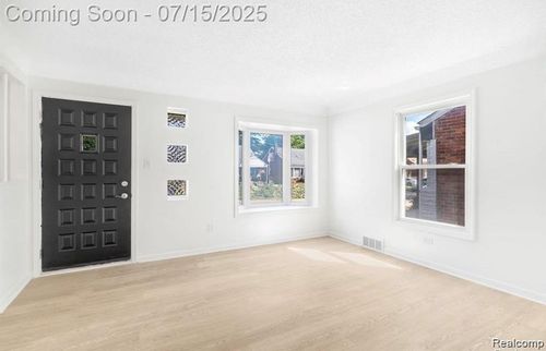 1483 Moran Ave, Lincoln Park, MI, 48146-3849 | Card Image