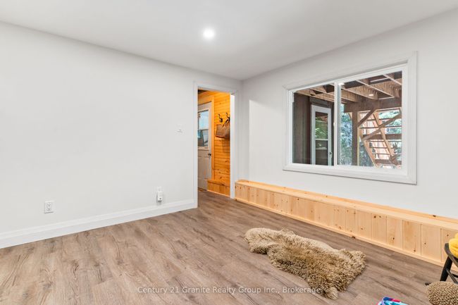 10979 Highway 118, House other with 3 bedrooms, 1 bathrooms and 8 parking in Algonquin Highlands ON | Image 21