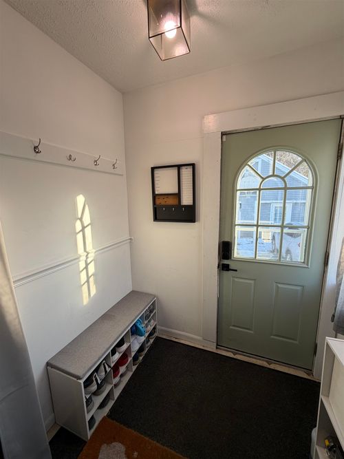 209 Baker St, Keene, NH, 03431-4331 | Card Image