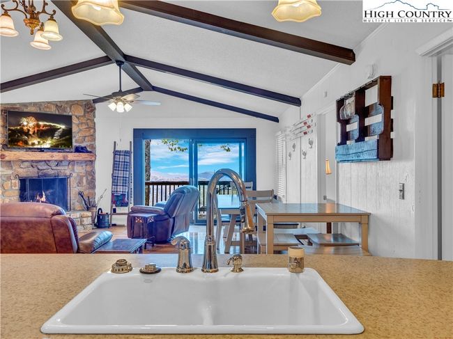 115 Hummingbird Ln, House other with 4 bedrooms, 2 bathrooms and null parking in Beech Mountain NC | Image 16