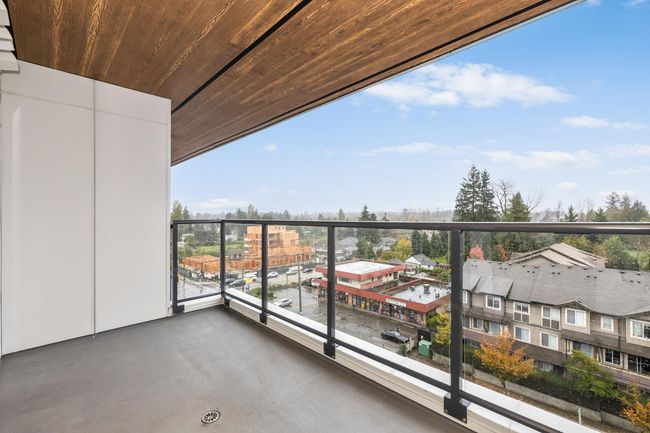 View of balcony | Image 15