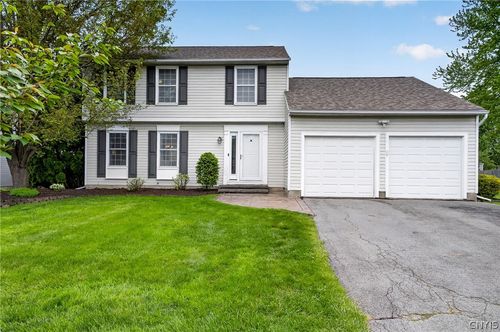 6143 Palisades Dr, Cicero, NY, 13039-9209 | Card Image