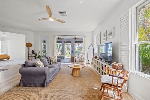 7830 14th Ln, Vero Beach, FL, 32966-1236 | Card Image