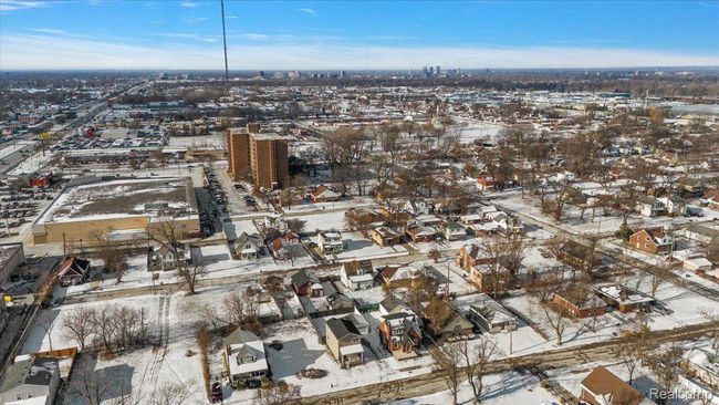 20817 Parkside Blvd, House other with 2 bedrooms, 2 bathrooms and null parking in Ferndale MI | Image 33