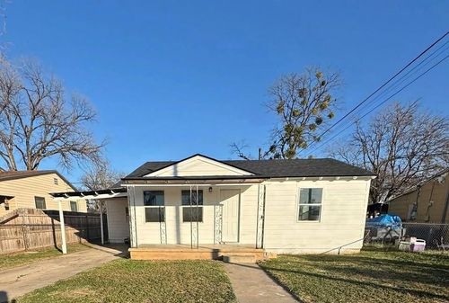 318 Montague Ave, San Angelo, TX, 76905-5110 | Card Image