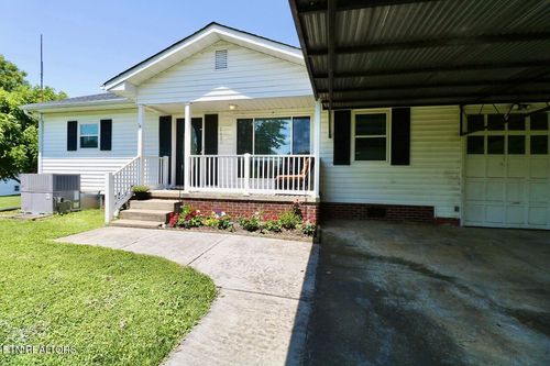 2620 Marshall St, Maryville, TN, 37804-2637 | Card Image