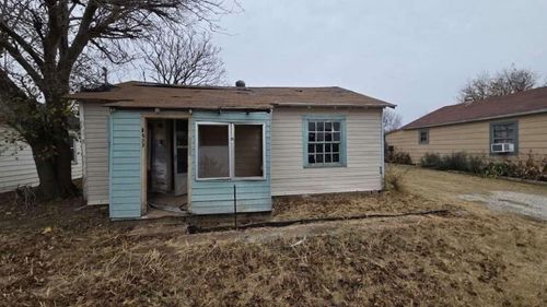 1923 Old Windthorst Rd, Wichita Falls, TX, 76301-7830 | Card Image