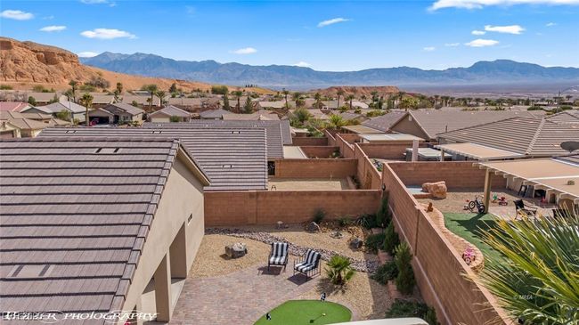 942 Shadow Hawk Rdg, House other with 3 bedrooms, 2 bathrooms and null parking in Mesquite NV | Image 63