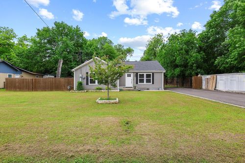 1020 W Ford St, Denison, TX, 75020-6933 | Card Image