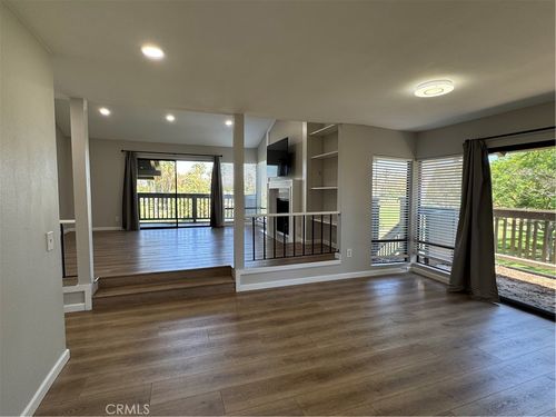 10-8 Lago Norte, Irvine, CA, 92612-2605 | Card Image