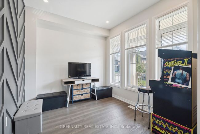 28 Casserley Cres, House other with 4 bedrooms, 4 bathrooms and 2 parking in Tottenham ON | Image 5