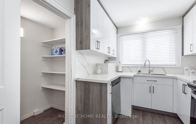 A - 2 Brucewood Rd, House other with 3 bedrooms, 1 bathrooms and 2 parking in Georgetown ON | Image 8
