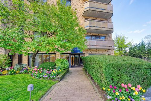 2g-141 Great Neck Road, North Hempstead, NY, 11021 | Card Image