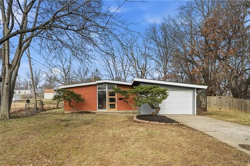 1204 Ne 67th St, Gladstone, MO, 64118-3534 | Card Image