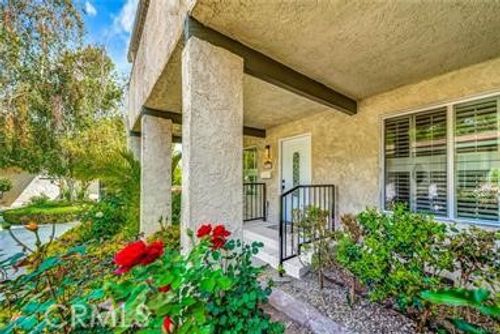 19816 Spanish Oak Dr, Newhall, CA, 91321-1338 | Card Image