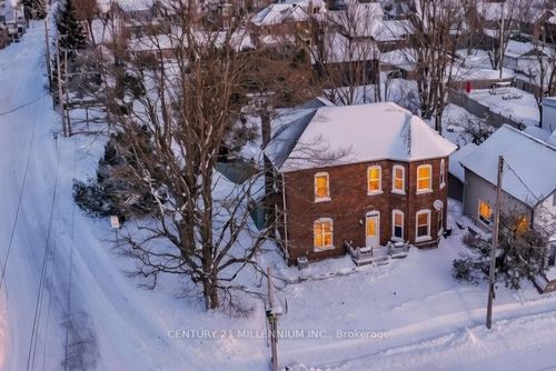 154 Main St W, Shelburne, ON, L9V2X8 | Card Image