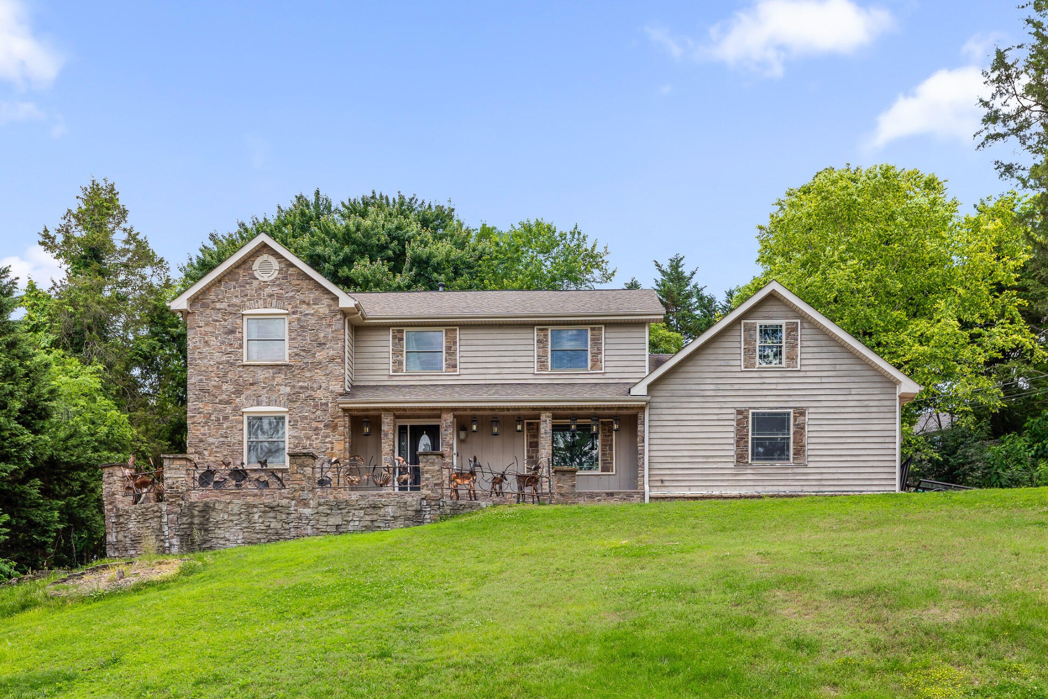 232 1917 Crystal Lake Lane, For Sale in Hixson Zoocasa