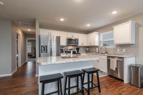 1537 S Olde Savannah Ave, Republic, MO, 65738-4244 | Card Image