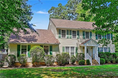 925 Oxford Dr, Virginia Beach, VA, 23452-5942 | Card Image
