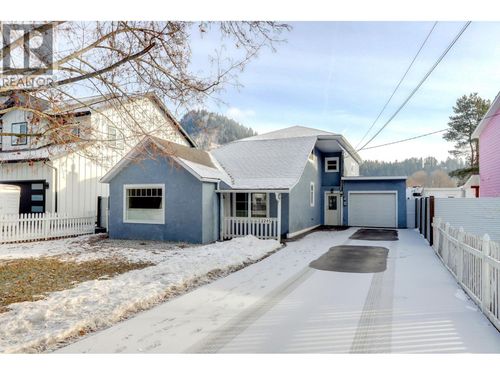 2245 Shuswap Ave, Lumby, BC, V0E2G0 | Card Image