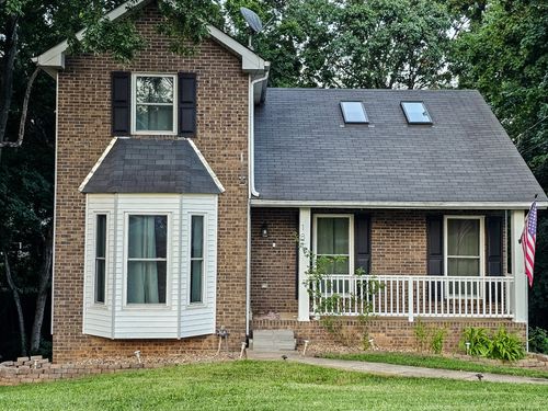 181 Whitehall Dr, Clarksville, TN, 37042-5254 | Card Image