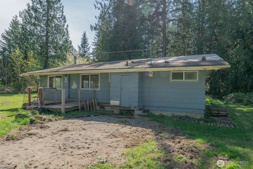 18645 Dynamite Dr Se, Yelm, WA, 98597-8943 | Card Image