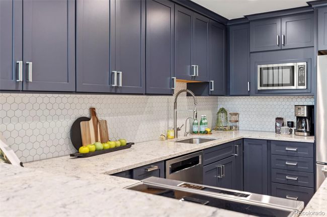 APT-5 - 1512 Larimer St, Condo with 3 bedrooms, 3 bathrooms and 2 parking in Denver CO | Image 9