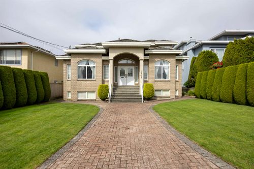 7969 Macpherson Avenue, Burnaby, BC, V5J4P4 | Card Image