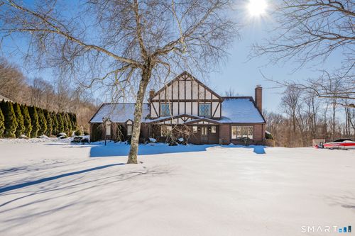 22 Highmeadow Rd, Watertown, CT, 06795-1532 | Card Image