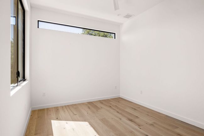 A - 303 W Elizabeth St, House other with 5 bedrooms, 5 bathrooms and 2 parking in Austin TX | Image 29