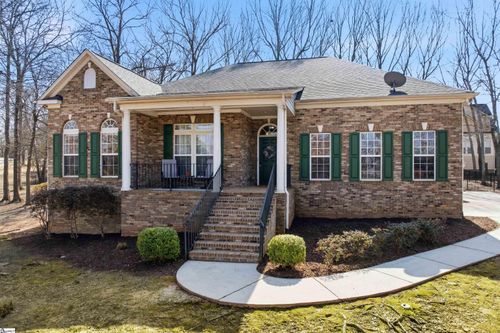 18 Neyland Dr, Fountain Inn, SC, 29644-8017 | Card Image