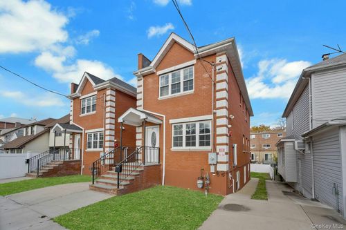 820 Hollywood Ave, Bronx, NY, 10465-2306 | Card Image