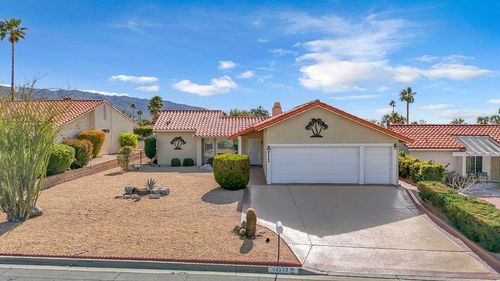 64543 Pinehurst Cir, Desert Hot Springs, CA, 92240-1345 | Card Image