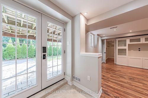 bsmt-44 Moynahan Cres, Ajax, ON, L1Z1P1 | Card Image