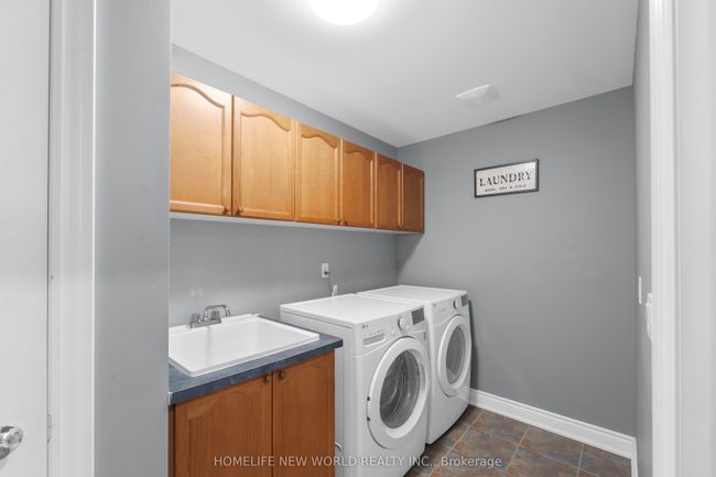 1033 Copperfield Dr, House other with 6 bedrooms, 6 bathrooms and 3 parking in Oshawa ON | Image 18