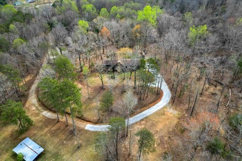 130 Dogwood Ter, Marietta, SC, 29661-9588 | Card Image