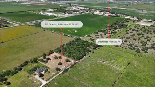 715 Ocanas Rd, Robstown, TX, 78380-4406 | Card Image