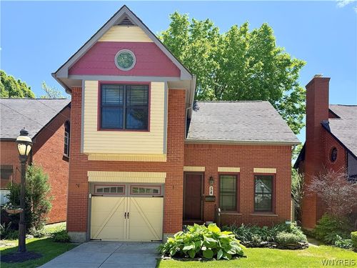 54 Cary St, Buffalo, NY, 14201-2305 | Card Image