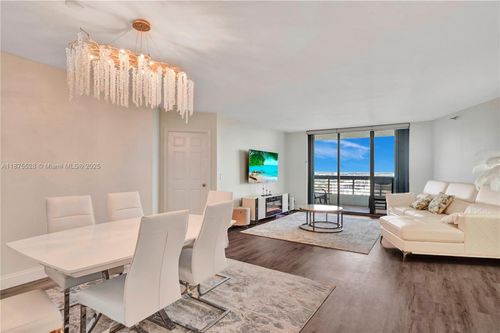 apt-3302-3500 Mystic Pointe Dr, Aventura, FL, 33180-2585 | Card Image