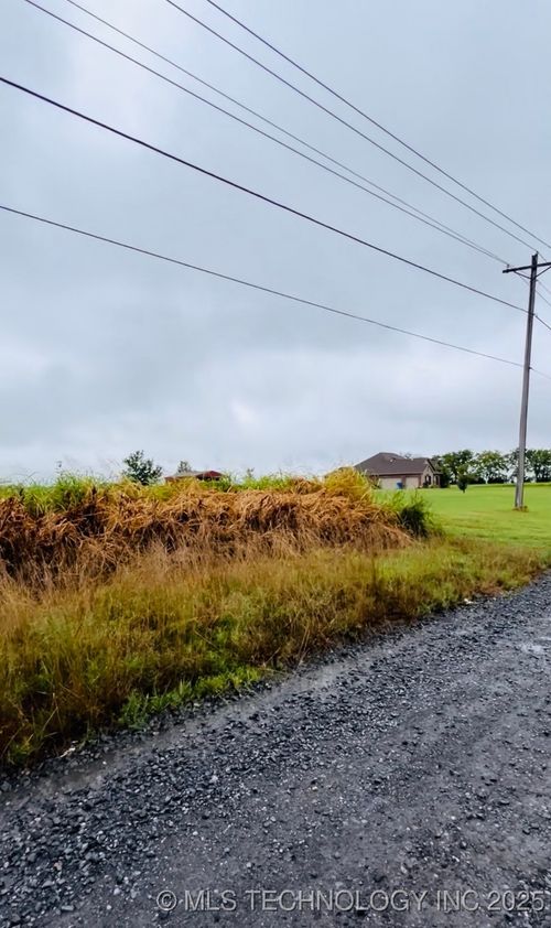 2 S 369 Road, Coweta, OK, 74429 | Card Image