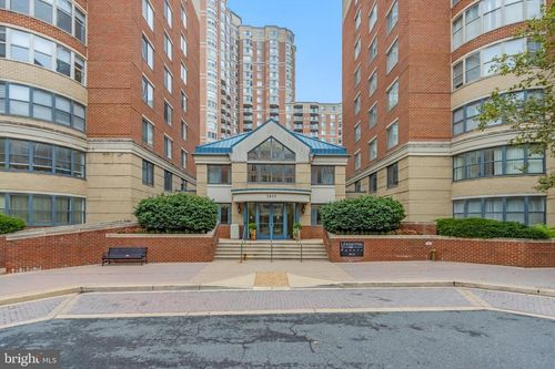 apt-1001w-3835 9th St N, ARLINGTON, VA, 22203-4085 | Card Image