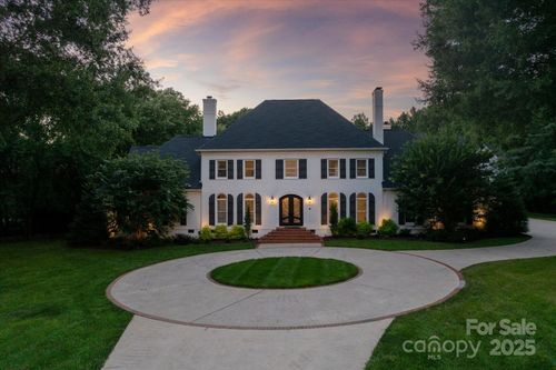 533 Valley Run Dr, Waxhaw, NC, 28173-8548 | Card Image