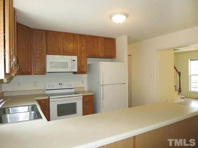 Photo #7 | Image 7