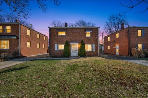 275 E 200th St, Euclid, OH, 44119-1161 | Card Image