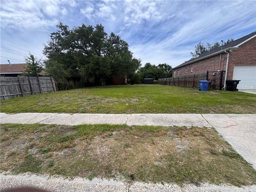 4611 Mithra St, New Orleans, LA, 70126-2346 | Card Image